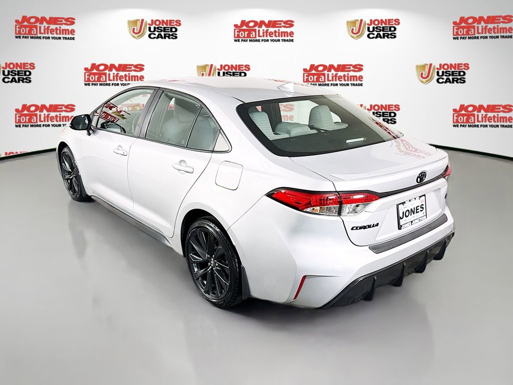 Certified 2023 Toyota Corolla SE w/ Carpet Mat Package (TMS) image 2