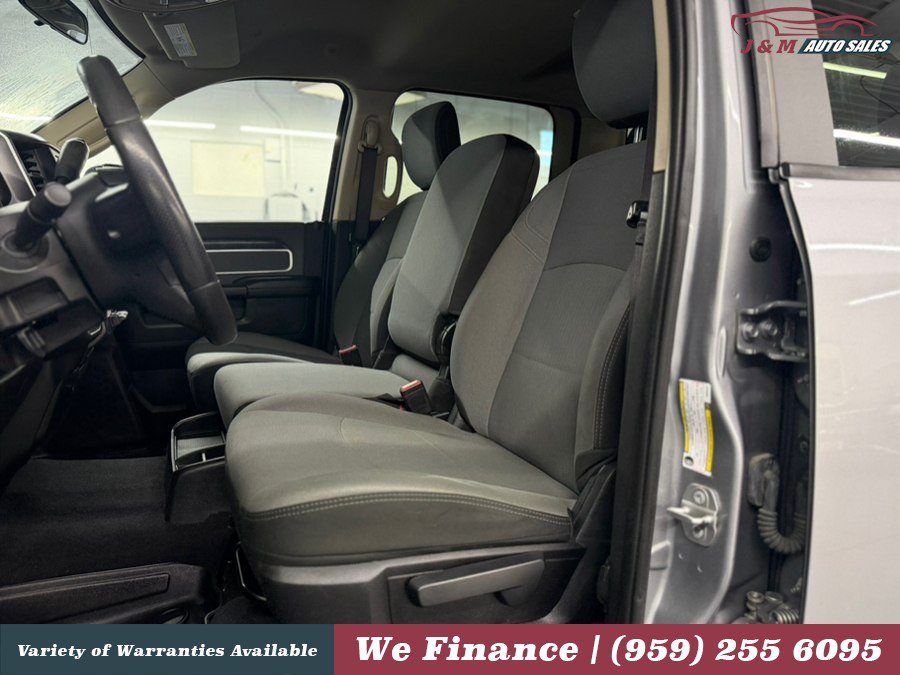 Used 2019 RAM 2500 Big Horn w/ Cold Weather Group AWD/4WD image 20