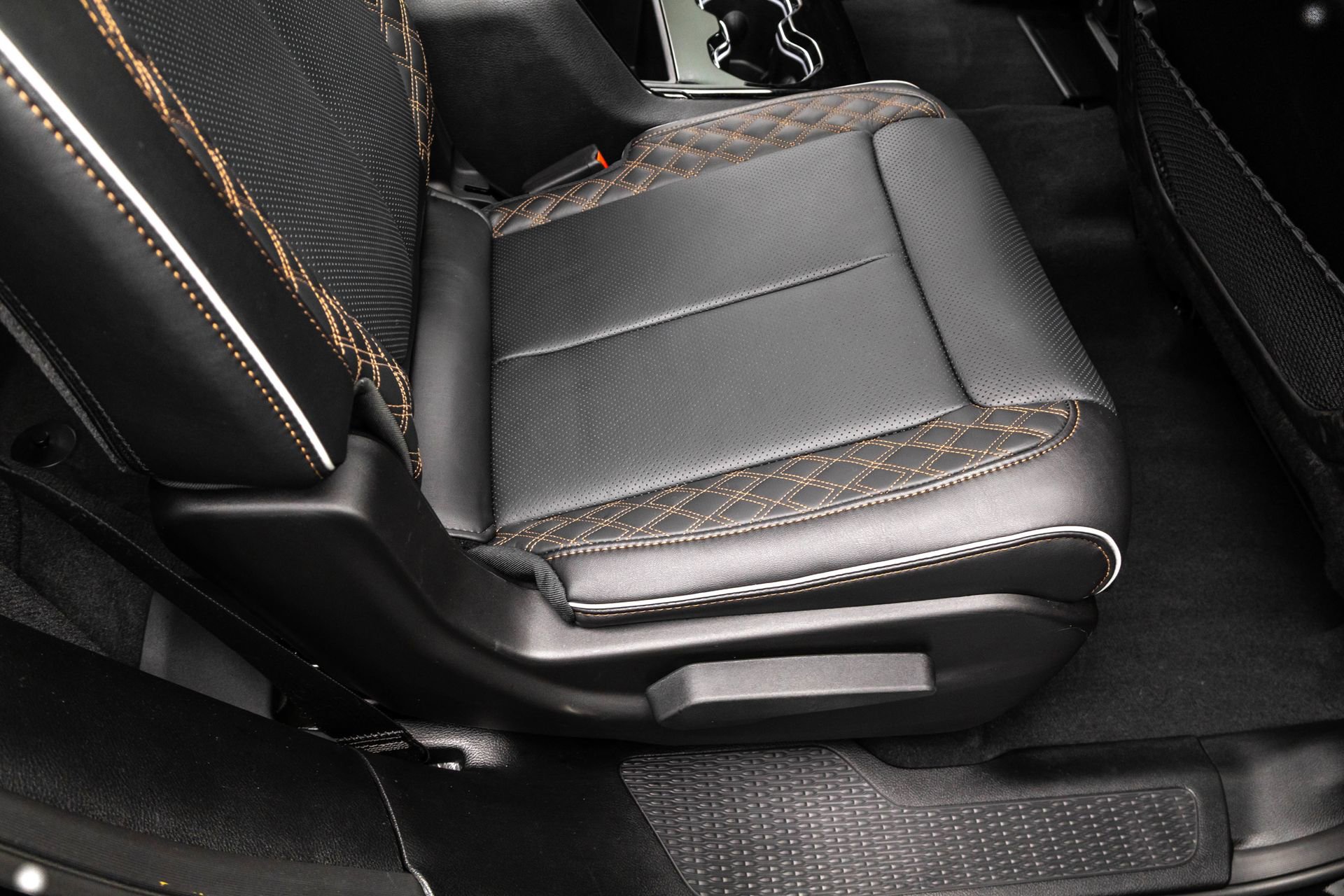 Used 2025 Jeep Grand Cherokee L Summit image 35