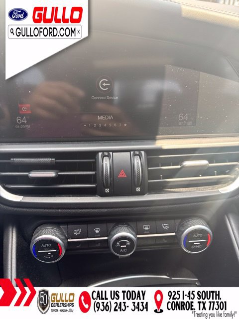 Used 2019 Alfa Romeo Giulia Ti w/ Quick Order Package 22X Lusso AWD/4WD image 8