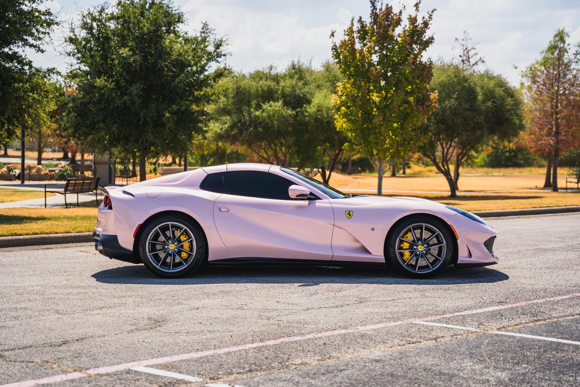 Used 2021 Ferrari 812 GTS RWD image 32