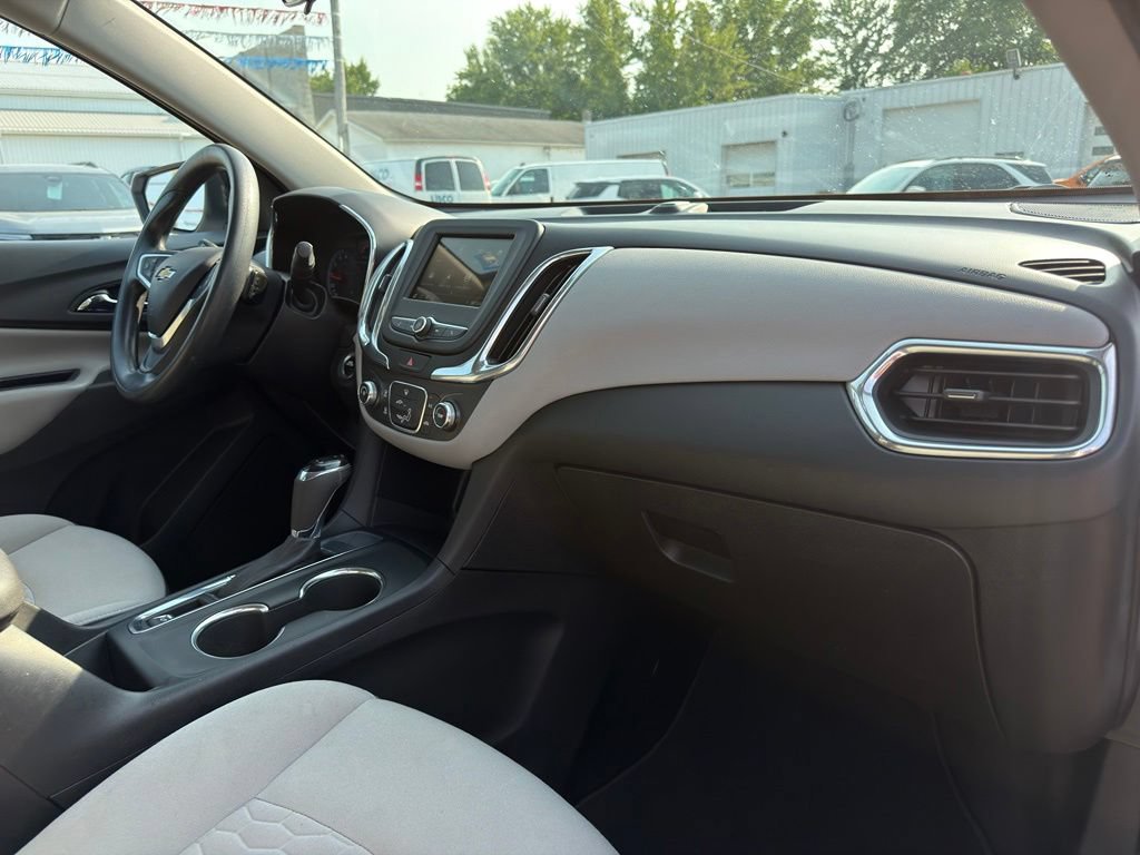 Used 2019 Chevrolet Equinox LS FWD image 29