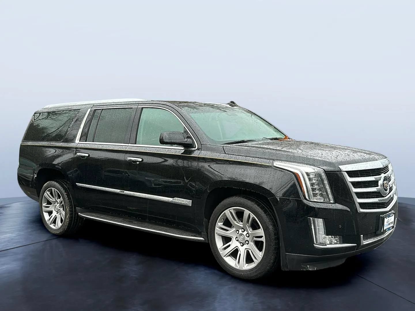Used 2015 Cadillac Escalade ESV Luxury AWD/4WD image 7