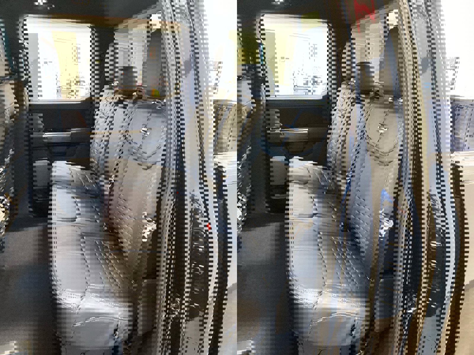 New 2025 Ford F150 Platinum image 10