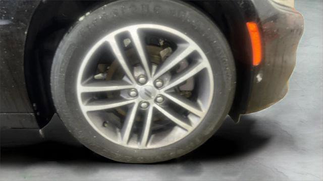 Used 2018 Dodge Charger GT image 28