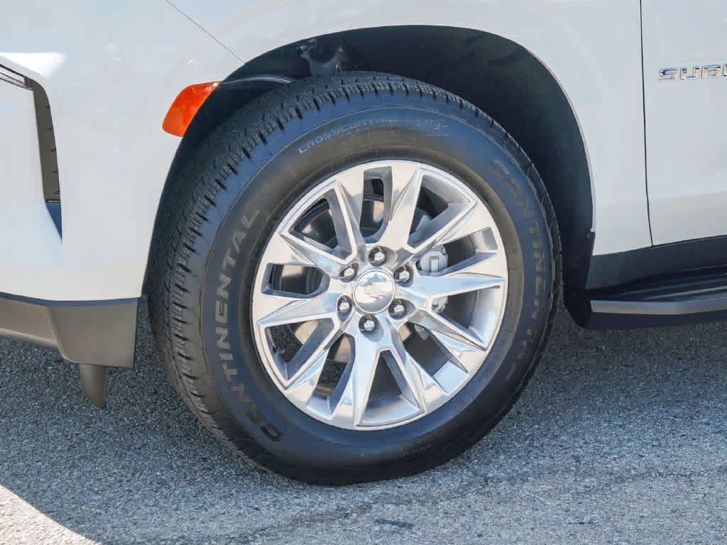 Used 2024 Chevrolet Suburban Premier w/ Max Trailering Package AWD/4WD image 9