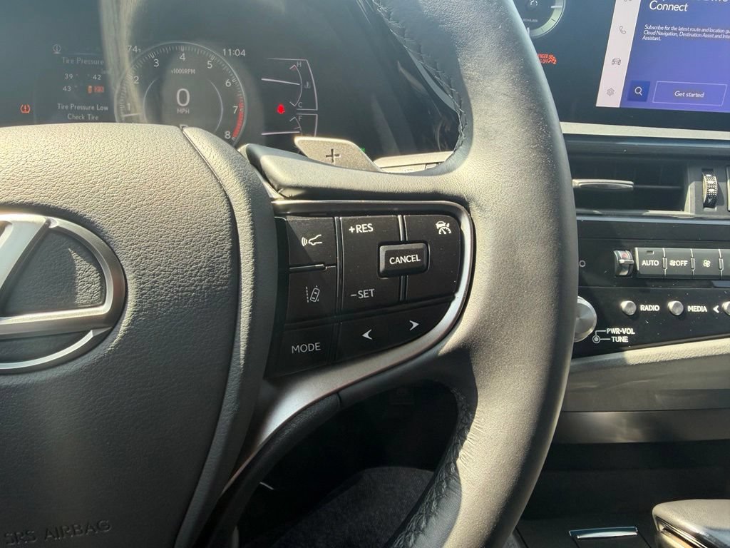 Used 2024 Lexus ES 350 FWD image 4