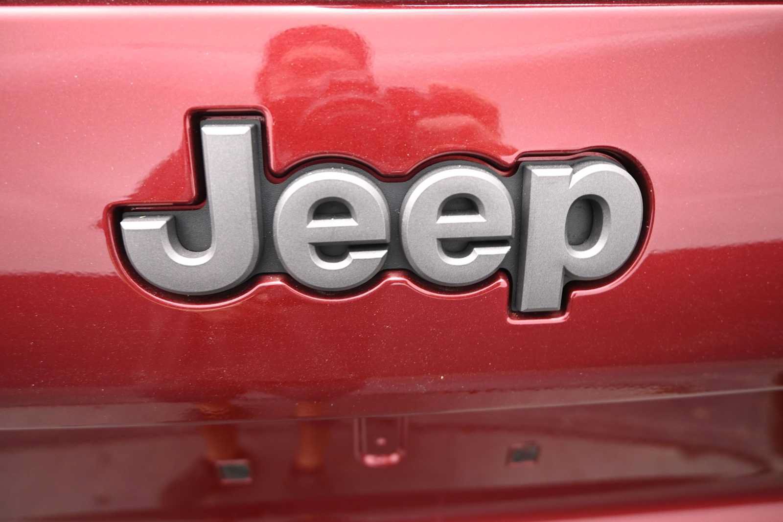 Used 2021 Jeep Cherokee Trailhawk w/ Sun, Sound & Nav Group AWD/4WD image 26