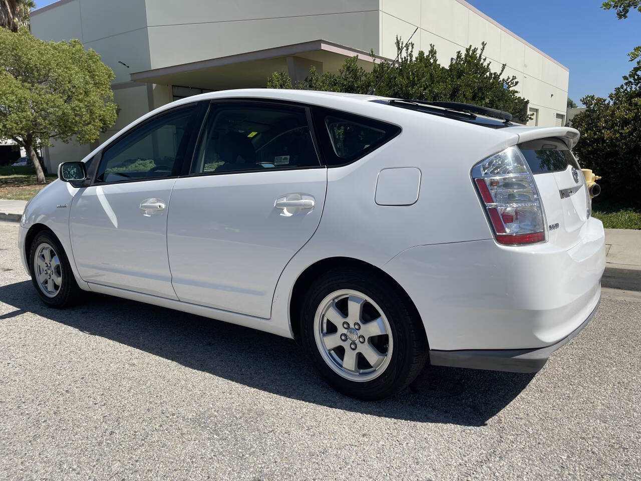 Used 2009 Toyota Prius FWD image 4