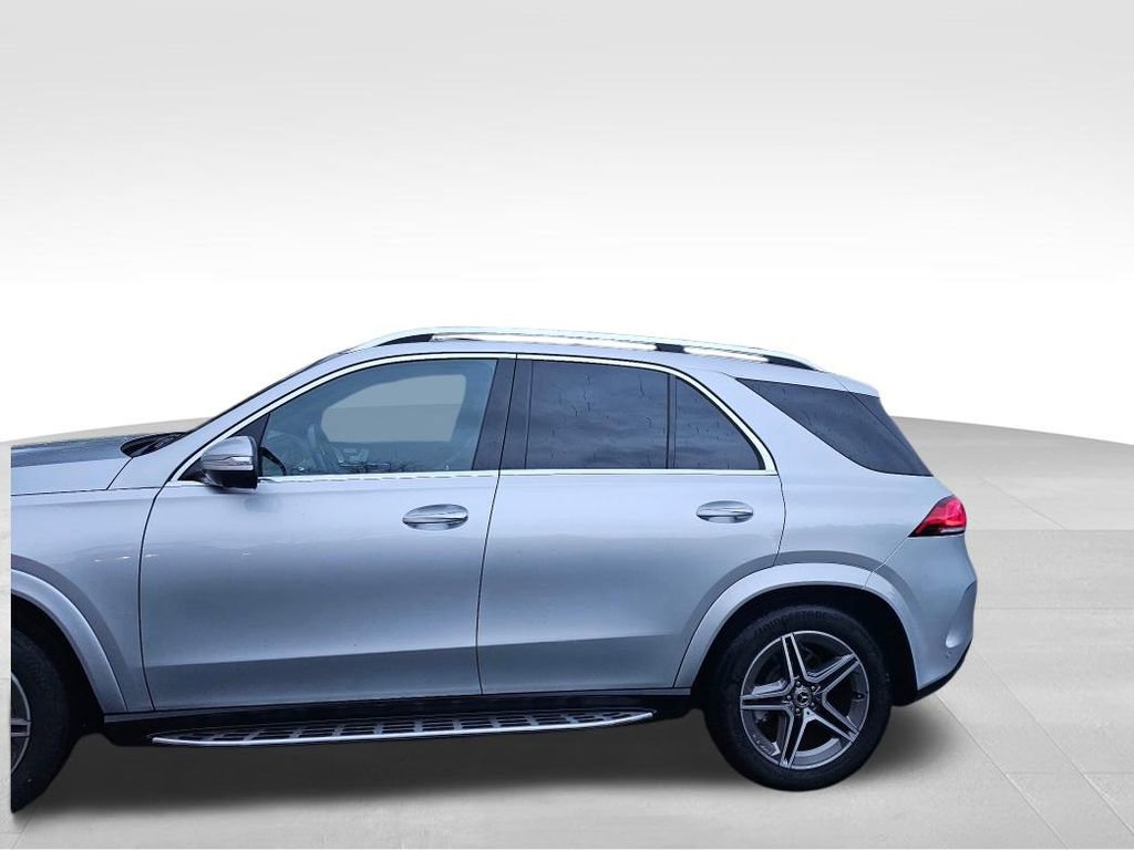 Used 2021 Mercedes-Benz GLE 350 4MATIC image 2