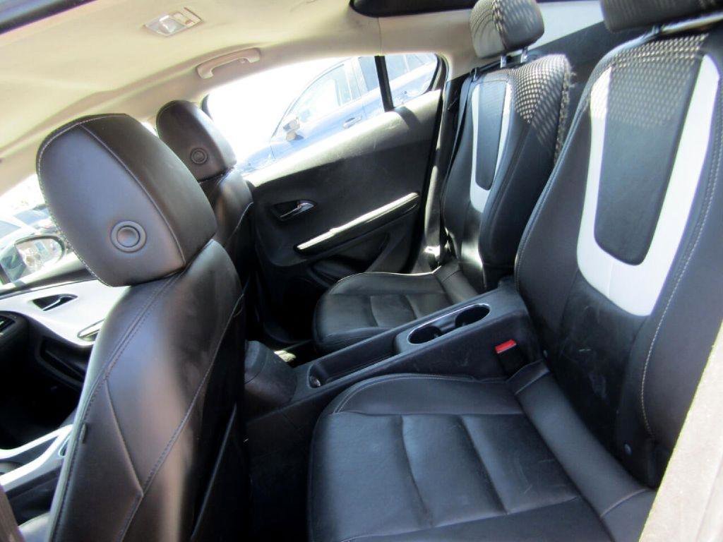 Used 2012 Chevrolet Volt Premium w/ Premium Trim Package image 19
