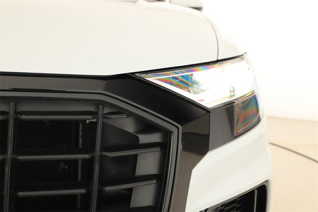Used 2021 Audi Q8 Premium Plus image 34