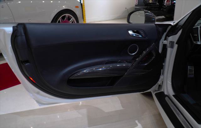 Used 2011 Audi R8 V10 image 13