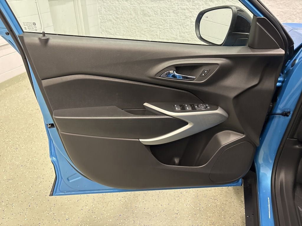 New 2026 Chevrolet Trax RS w/ Driver Confidence Package FWD image 13