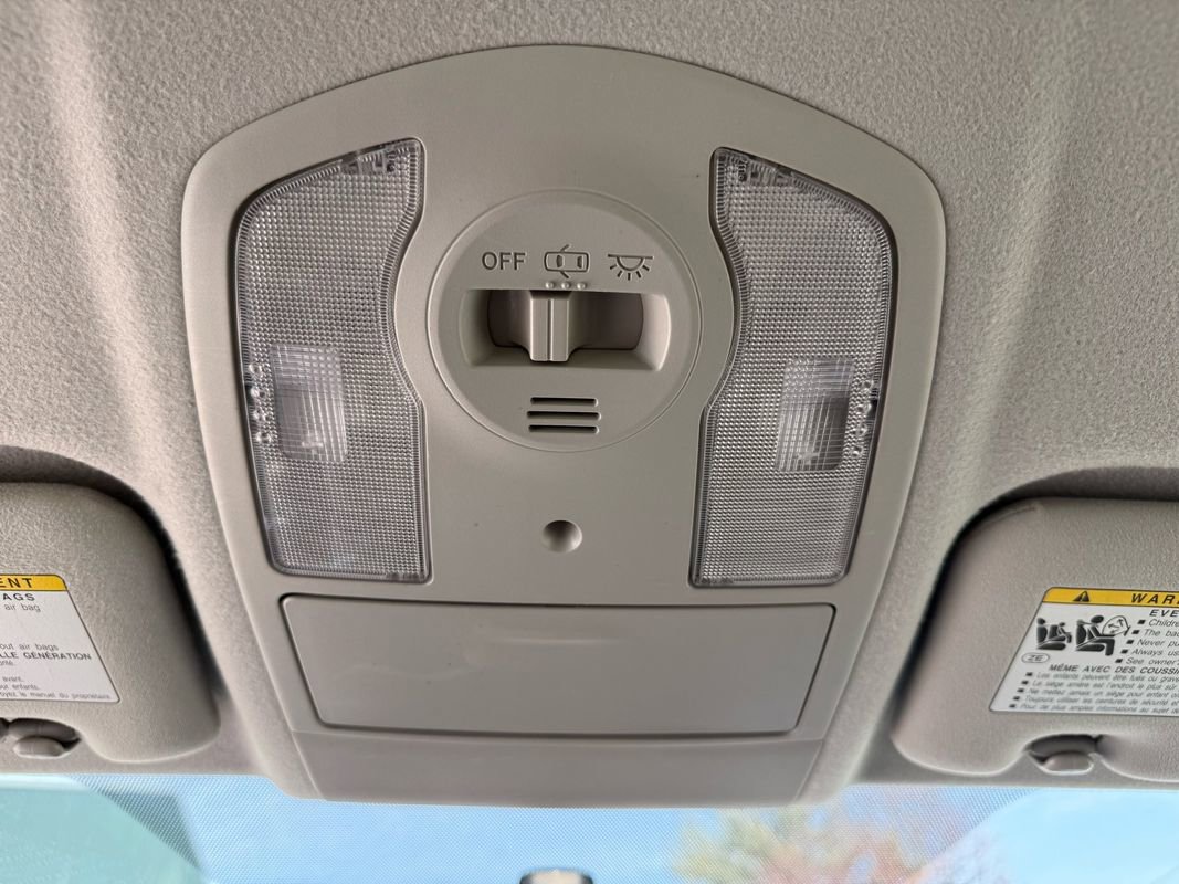 Used 2014 Toyota Prius Three image 20