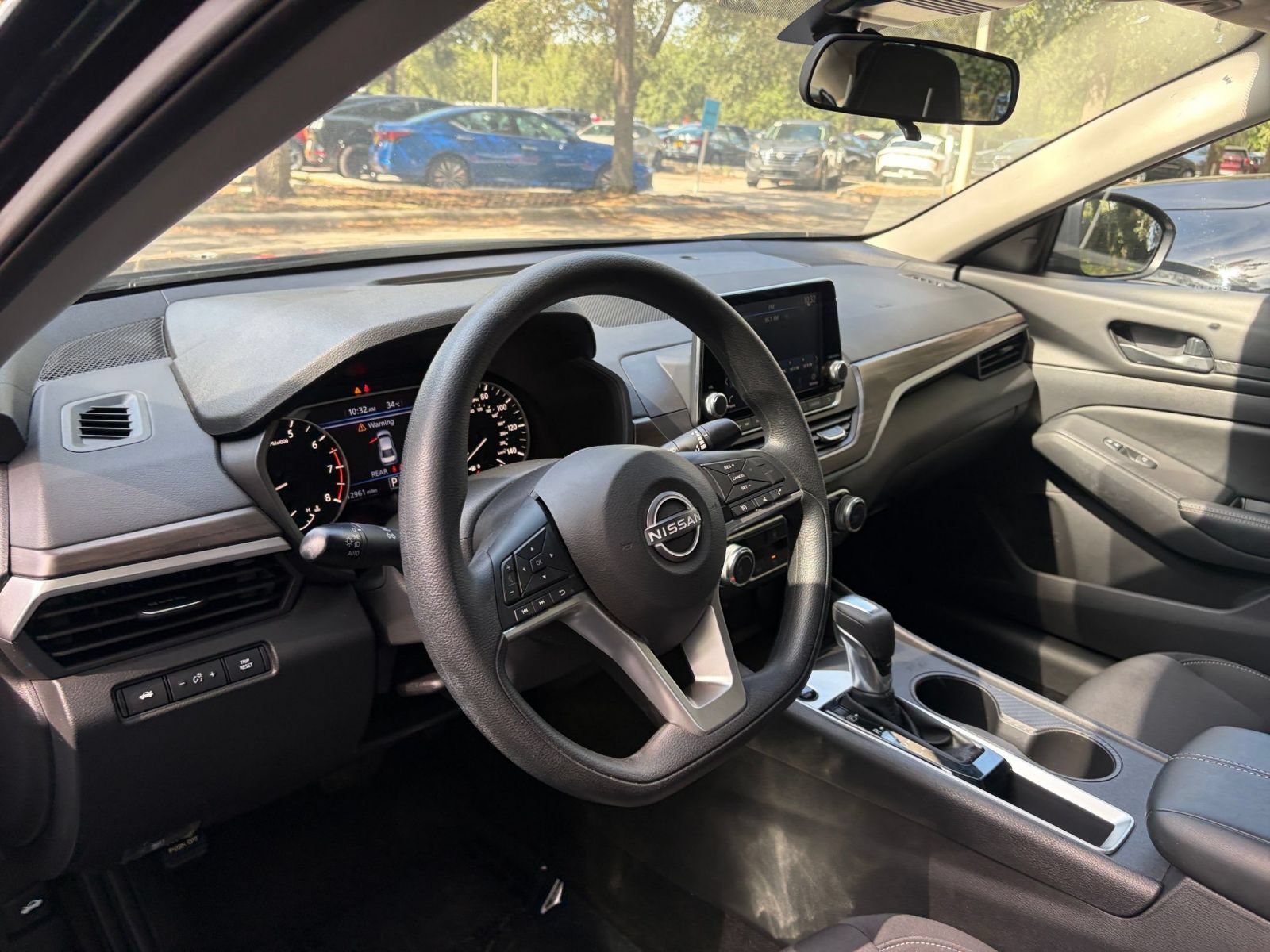Used 2026 Nissan Altima 2.5 SV FWD image 33
