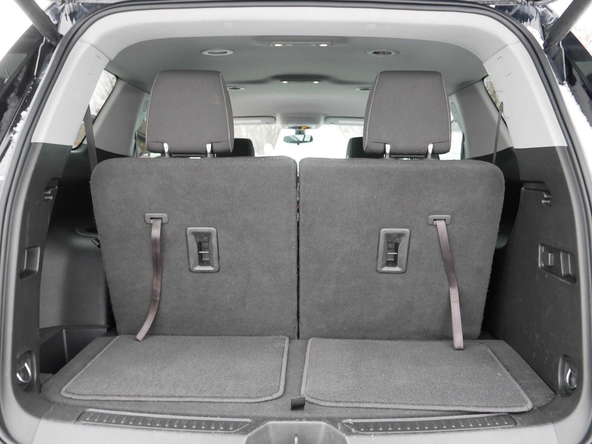 Used 2017 GMC Acadia SLE image 18