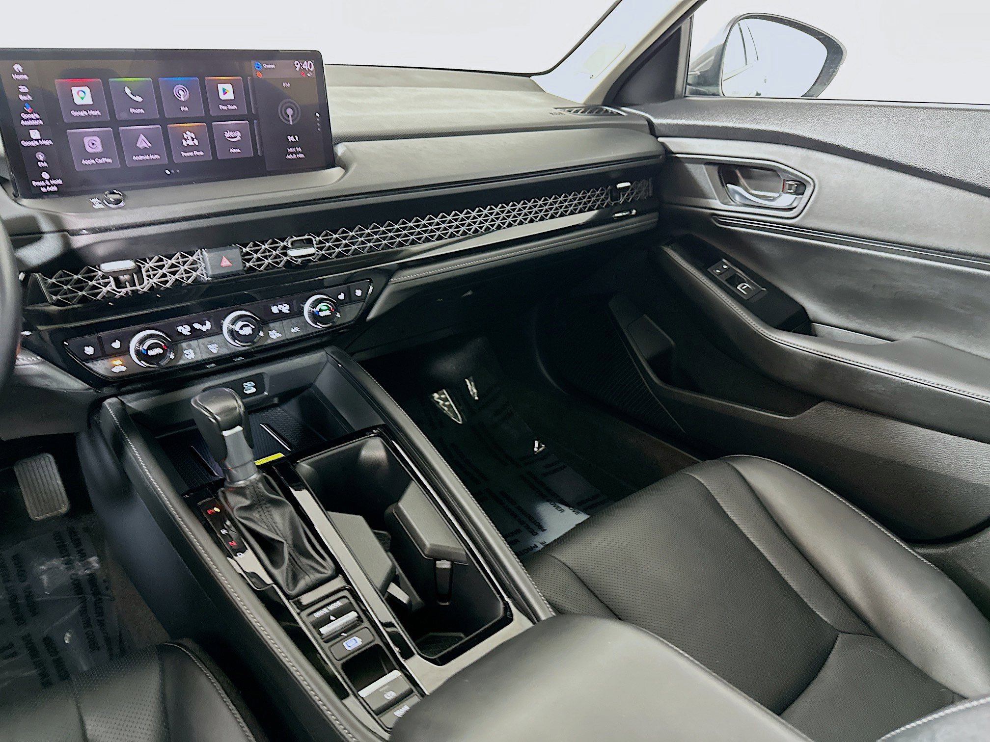 Used 2024 Honda Accord Touring image 24