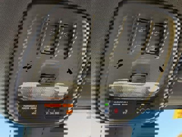 Used 2024 Buick Envista Avenir image 31