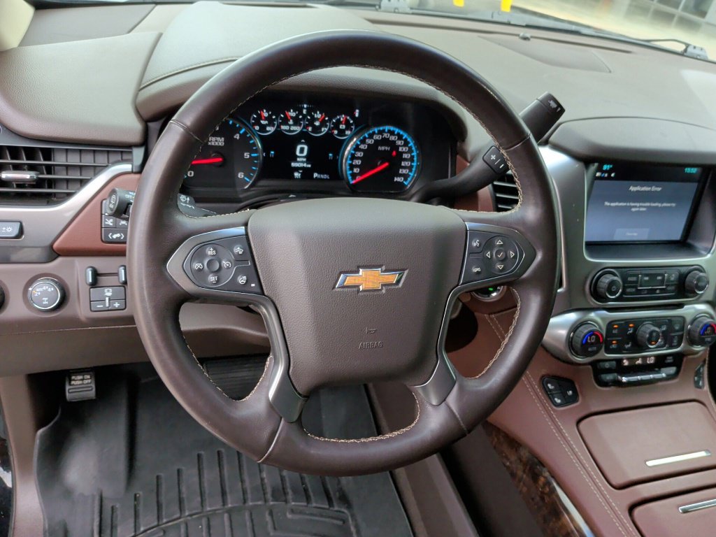 Used 2020 Chevrolet Suburban Premier w/ Max Trailering Package AWD/4WD image 18