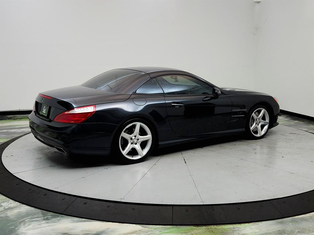 Used 2013 Mercedes-Benz SL 550 image 5