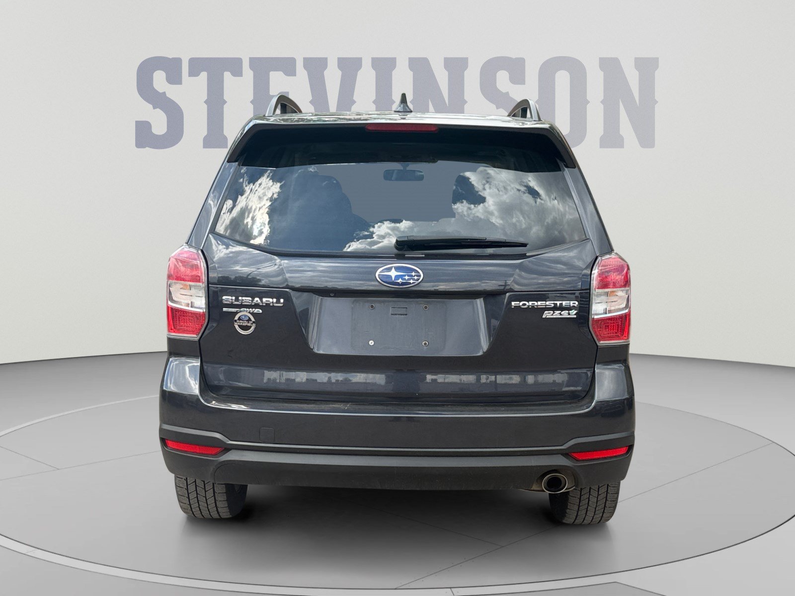 Used 2016 Subaru Forester 2.5i Limited AWD/4WD image 4