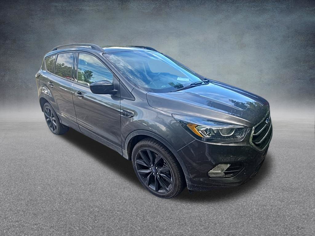 Used 2018 Ford Escape SE w/ SE Sport Appearance Package AWD/4WD image 9