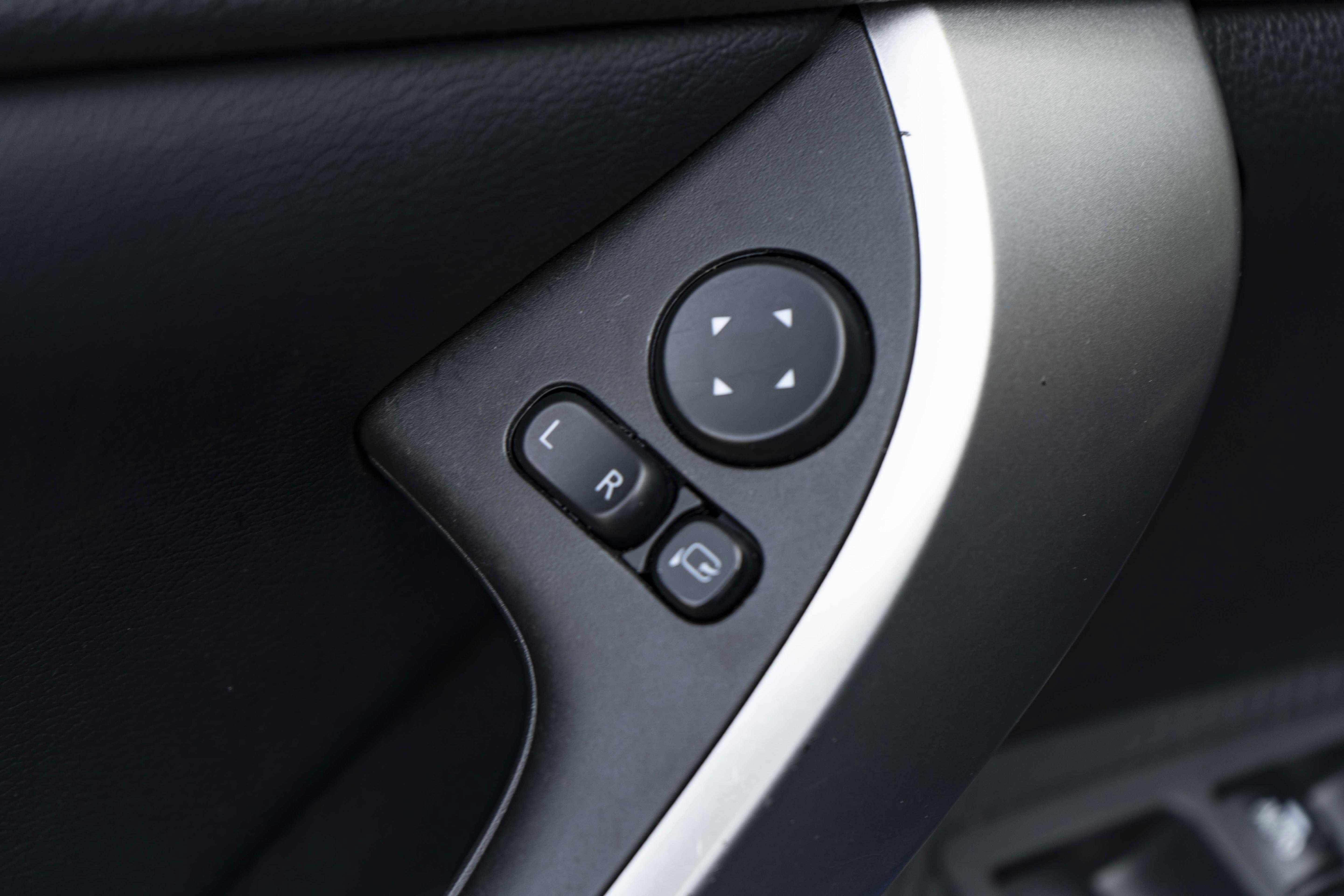 Used 2022 Mitsubishi Eclipse Cross SE FWD image 37