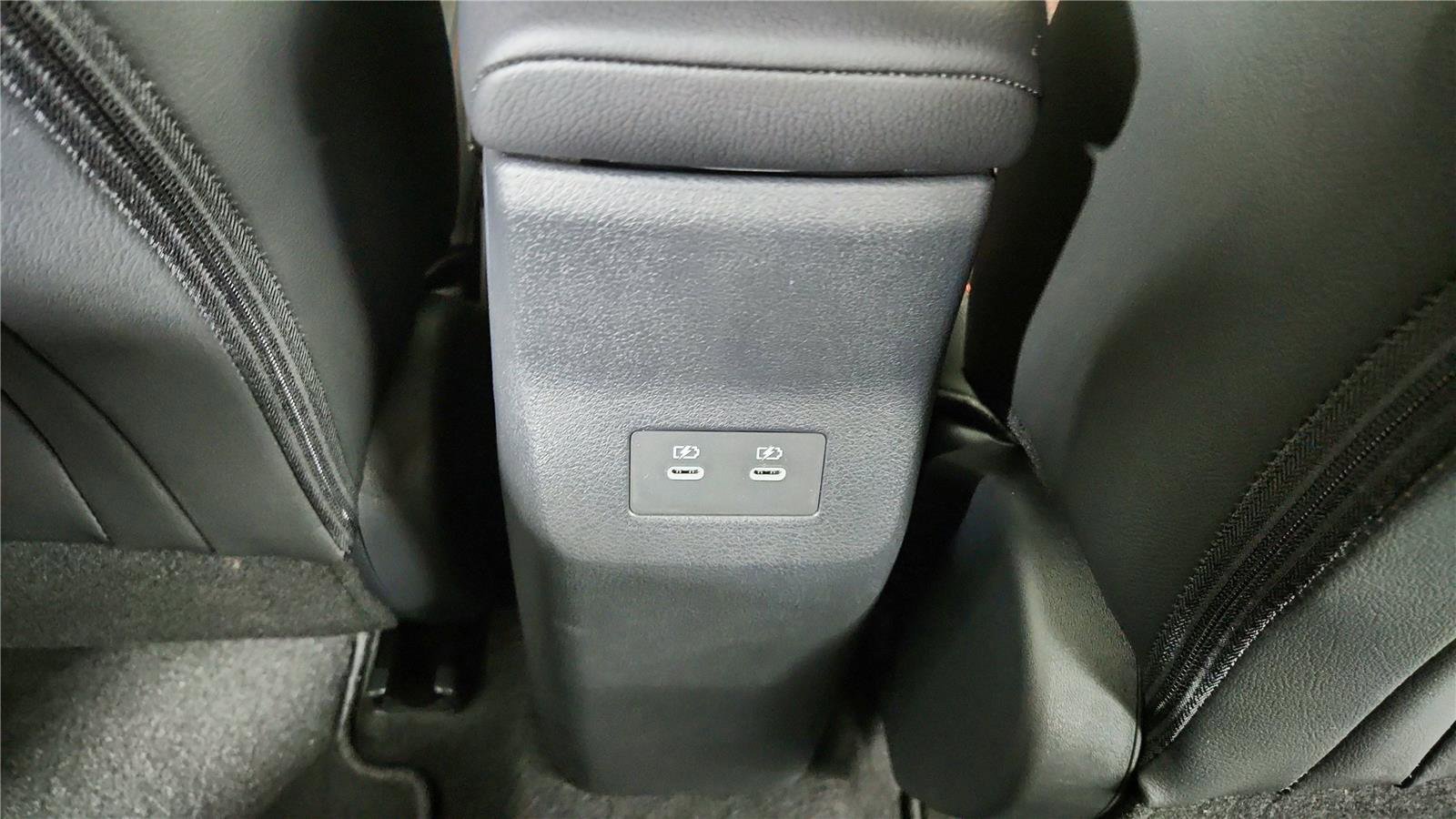 New 2026 Nissan Kicks SR w/ Cold Weather Package image 20