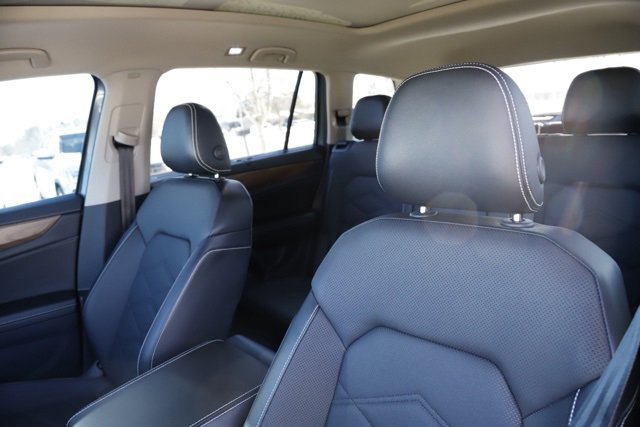 Used 2024 Volkswagen Atlas SE image 17