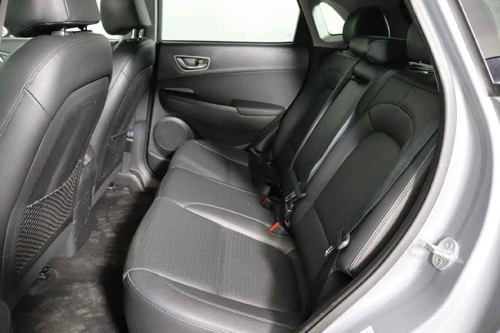Used 2021 Hyundai Kona Limited FWD image 8