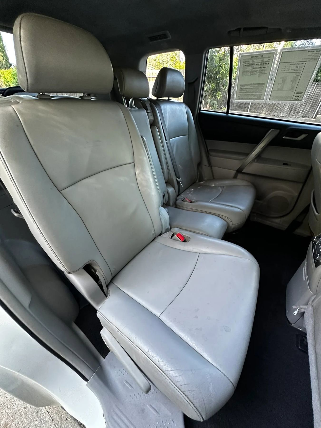 Used 2013 Toyota Highlander SE FWD image 22