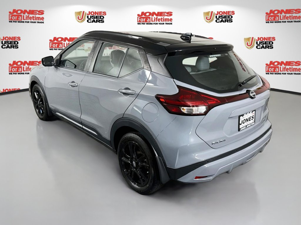 Certified 2023 Nissan Kicks SR w/ SR Premium Package FWD image 2