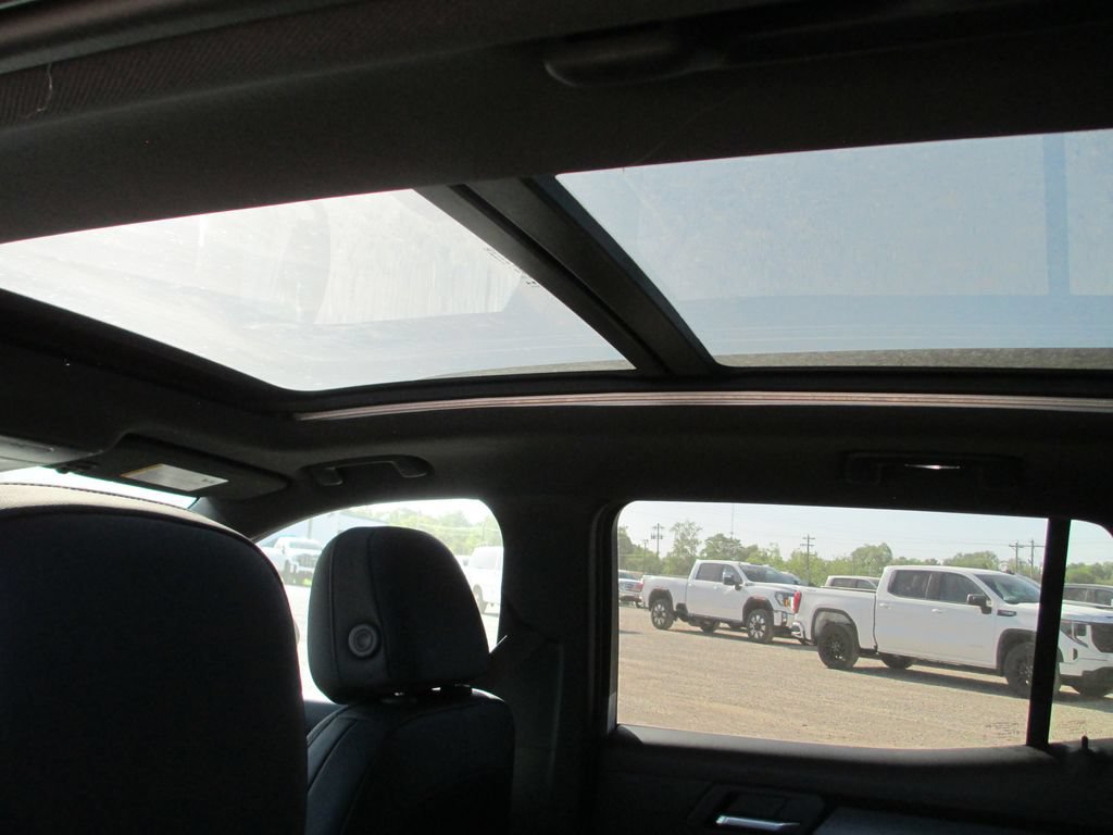 New 2026 GMC Terrain AT4 AWD/4WD image 11