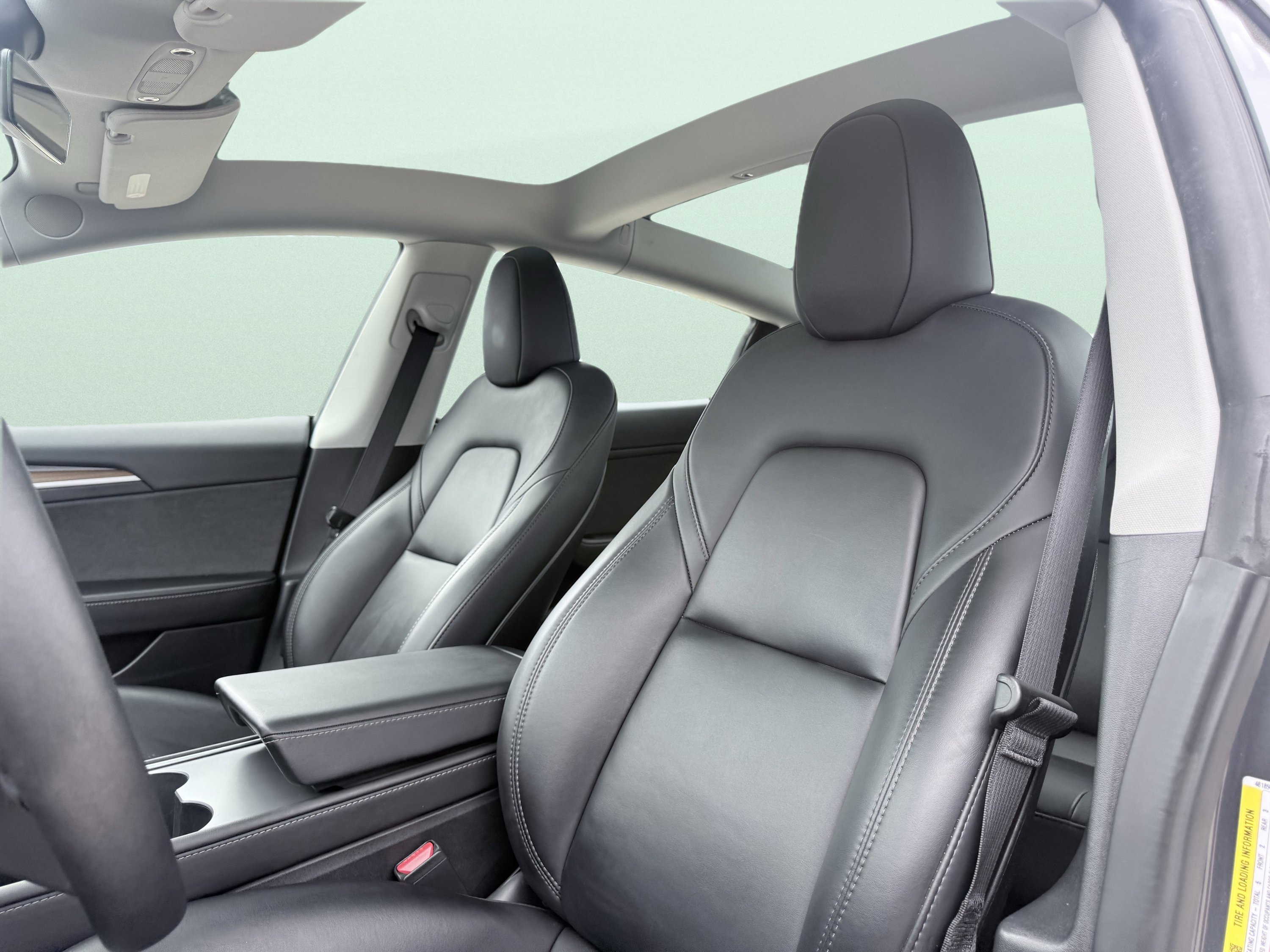 Used 2023 Tesla Model 3 Standard Range image 26