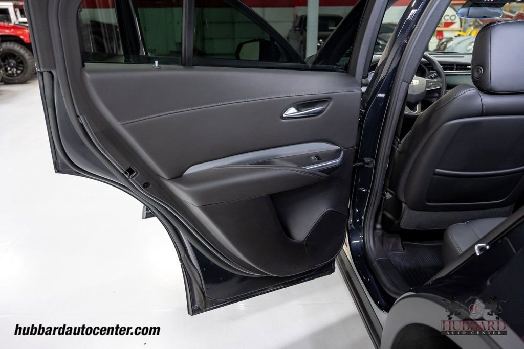 Used 2023 Cadillac XT4 Premium Luxury image 30