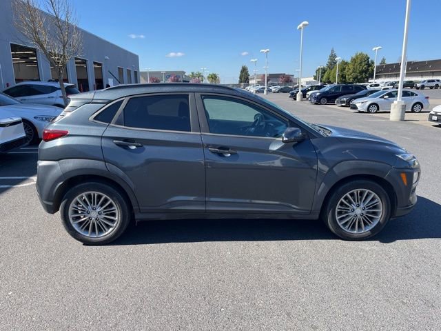 Used 2018 Hyundai Kona SEL w/ SEL Tech Package 02 image 4