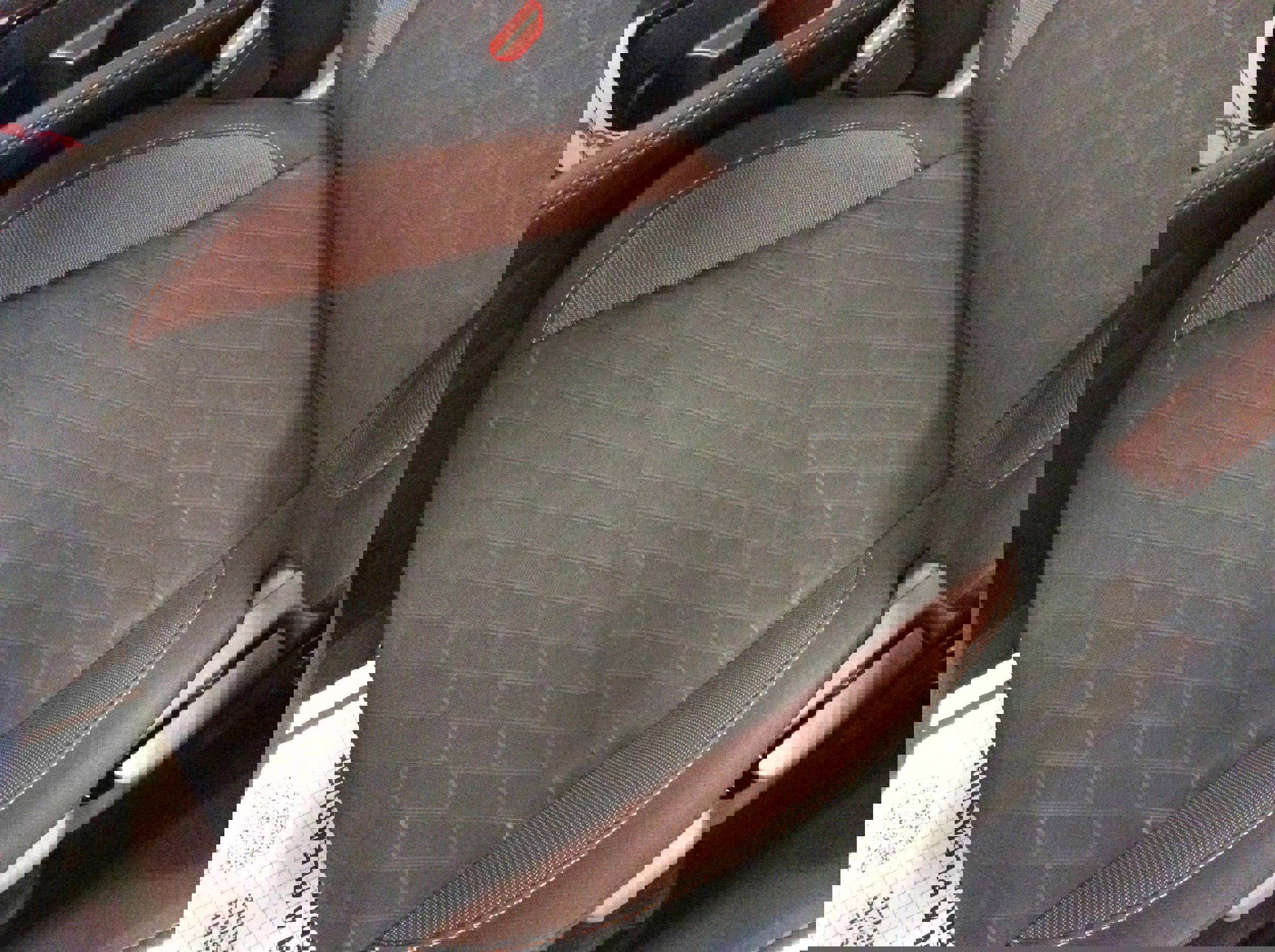 Used 2024 Nissan Kicks SR image 13