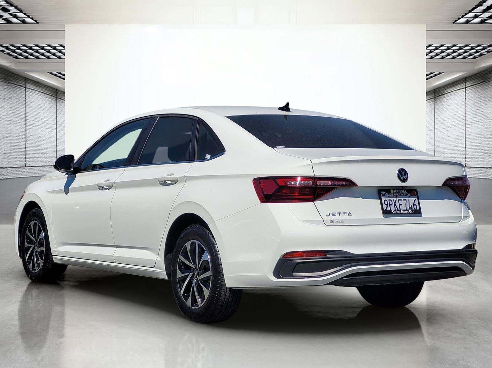 Used 2024 Volkswagen Jetta S image 9