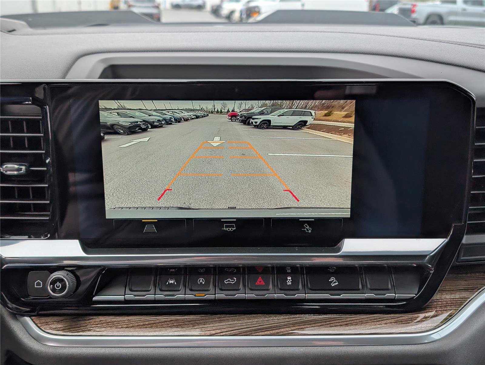 Used 2025 Chevrolet Silverado 1500 LT Trail Boss w/ Convenience Package II image 29