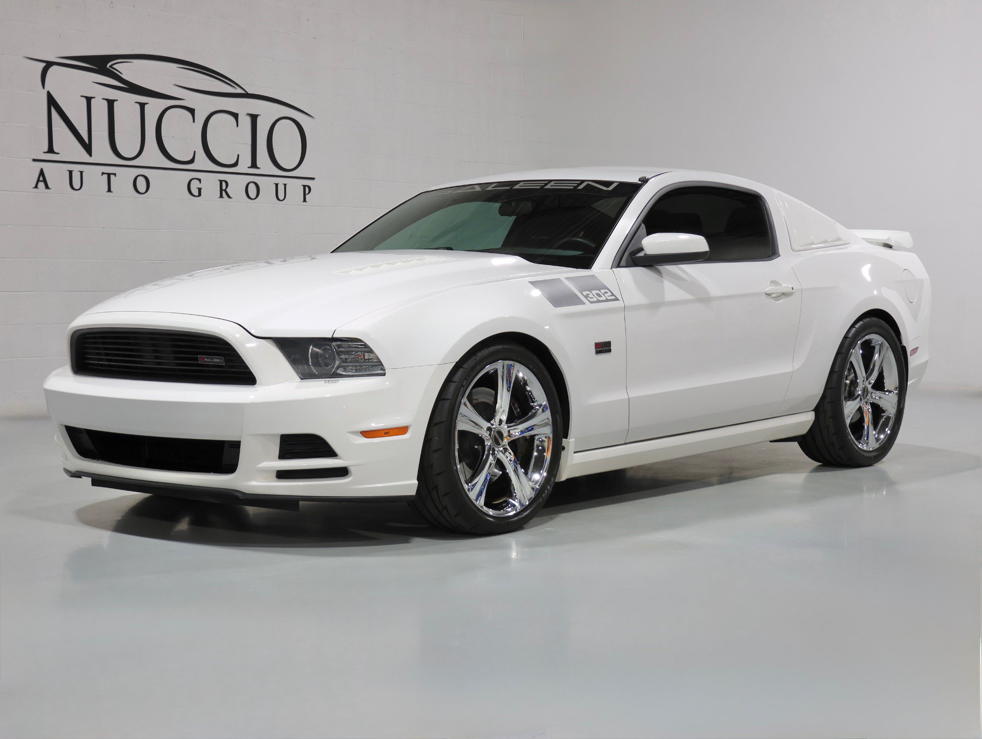 Used 2013 Ford Mustang GT RWD image 29