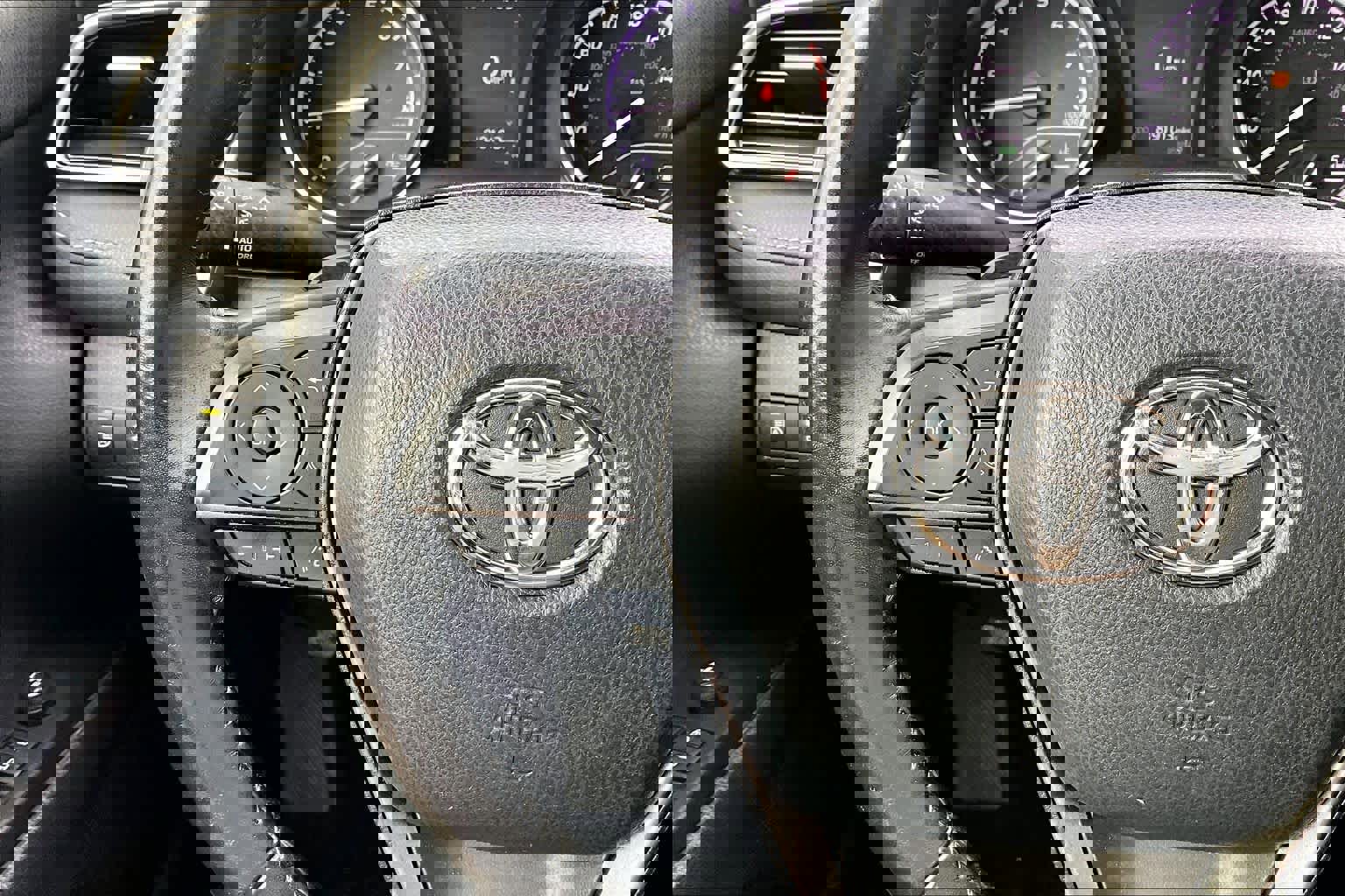 Certified 2021 Toyota Camry SE w/ Convenience Package image 49