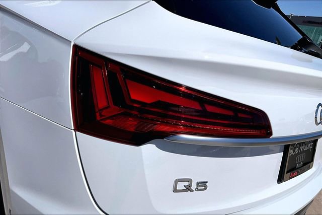 Used 2023 Audi Q5 2.0T Prestige w/ Prestige Package image 29