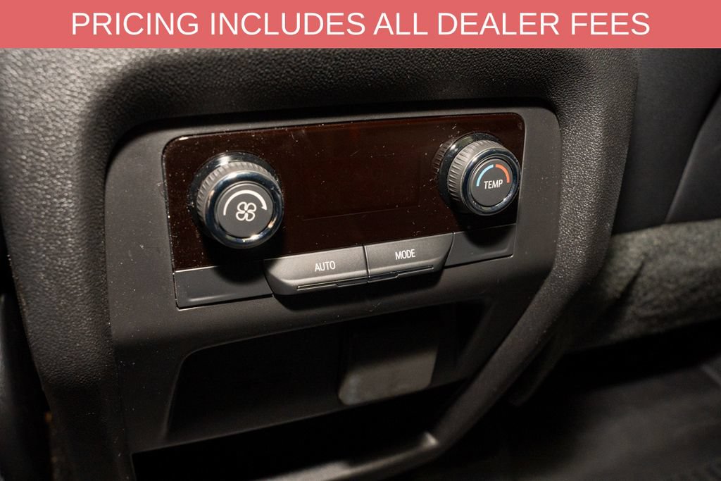 Used 2025 Chevrolet Traverse Z71 w/ Enhanced Driving Package AWD/4WD image 9