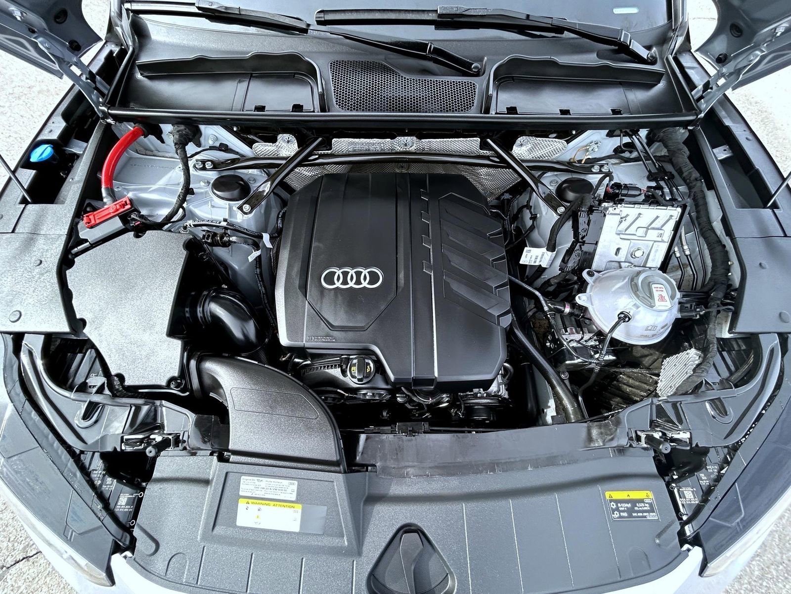 Used 2025 Audi Q5 2.0T Premium image 24