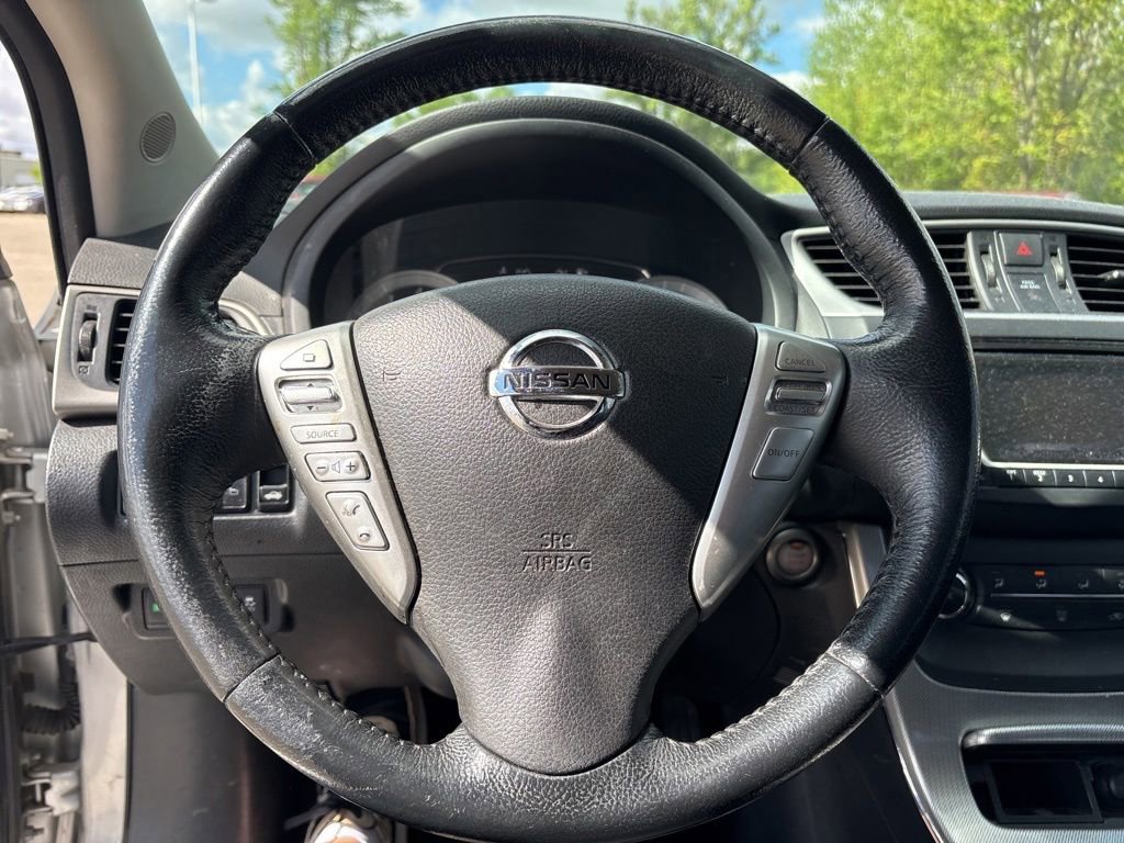 Used 2015 Nissan Sentra SR FWD image 18