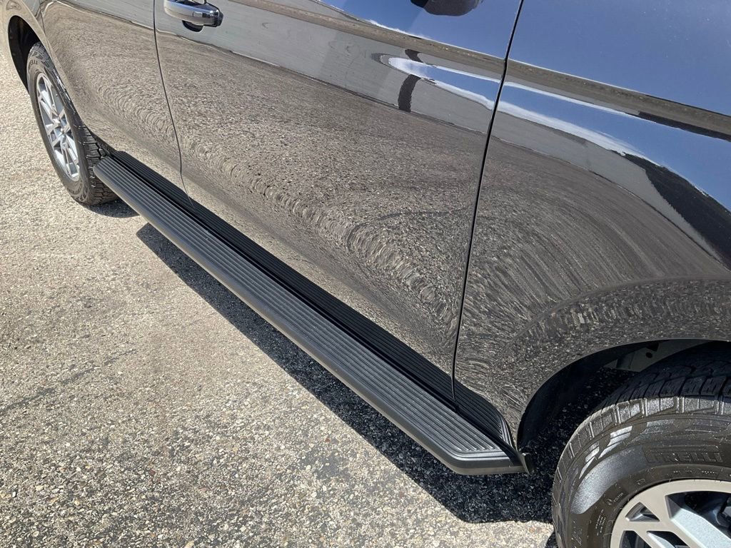 Used 2025 Ford Expedition Max Active AWD/4WD image 11