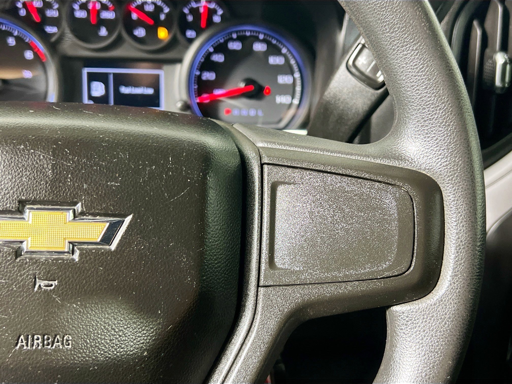 Used 2020 Chevrolet Silverado 1500 Custom w/ Custom Value Package RWD image 19