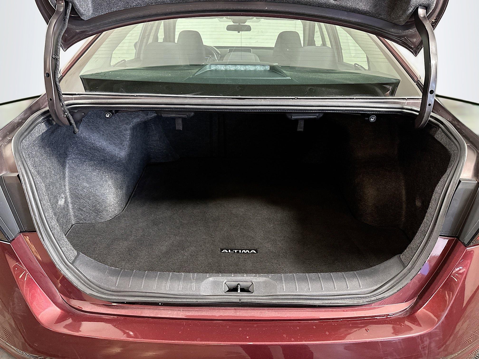 Used 2023 Nissan Altima 2.5 SV image 23