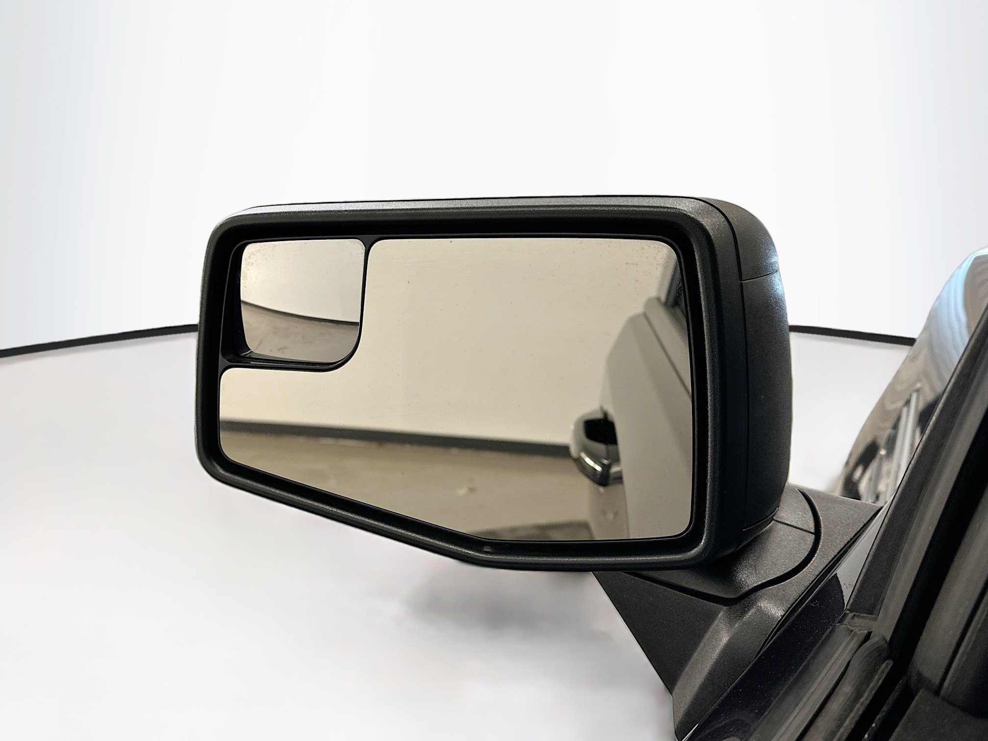 Used 2024 GMC Sierra 1500 Elevation image 16